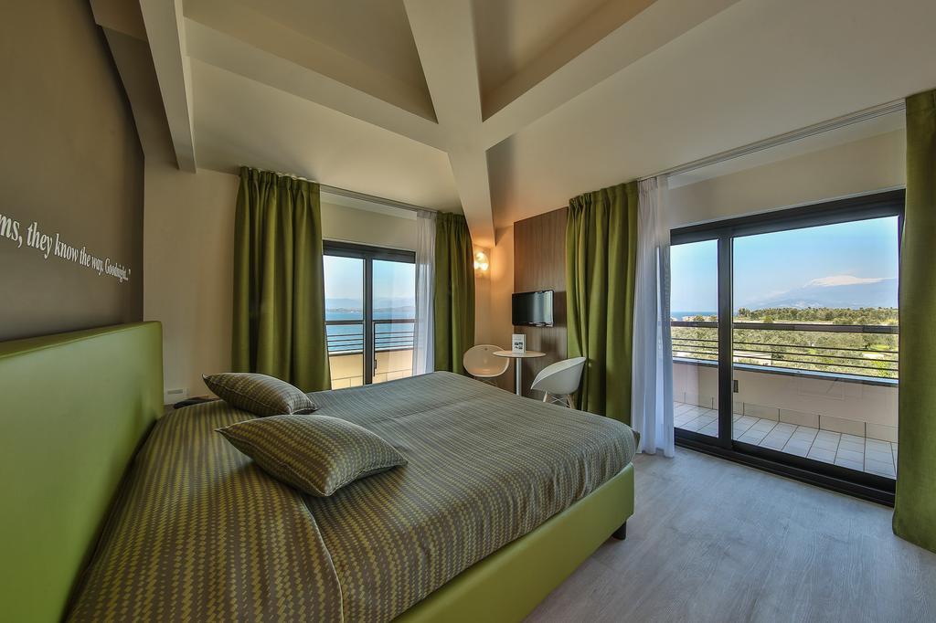 Hotel Ideal Sirmione Dış mekan fotoğraf