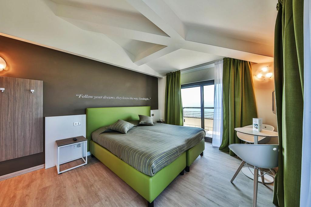 Hotel Ideal Sirmione Dış mekan fotoğraf