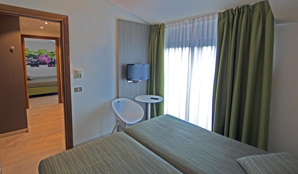 Hotel Ideal Sirmione Dış mekan fotoğraf